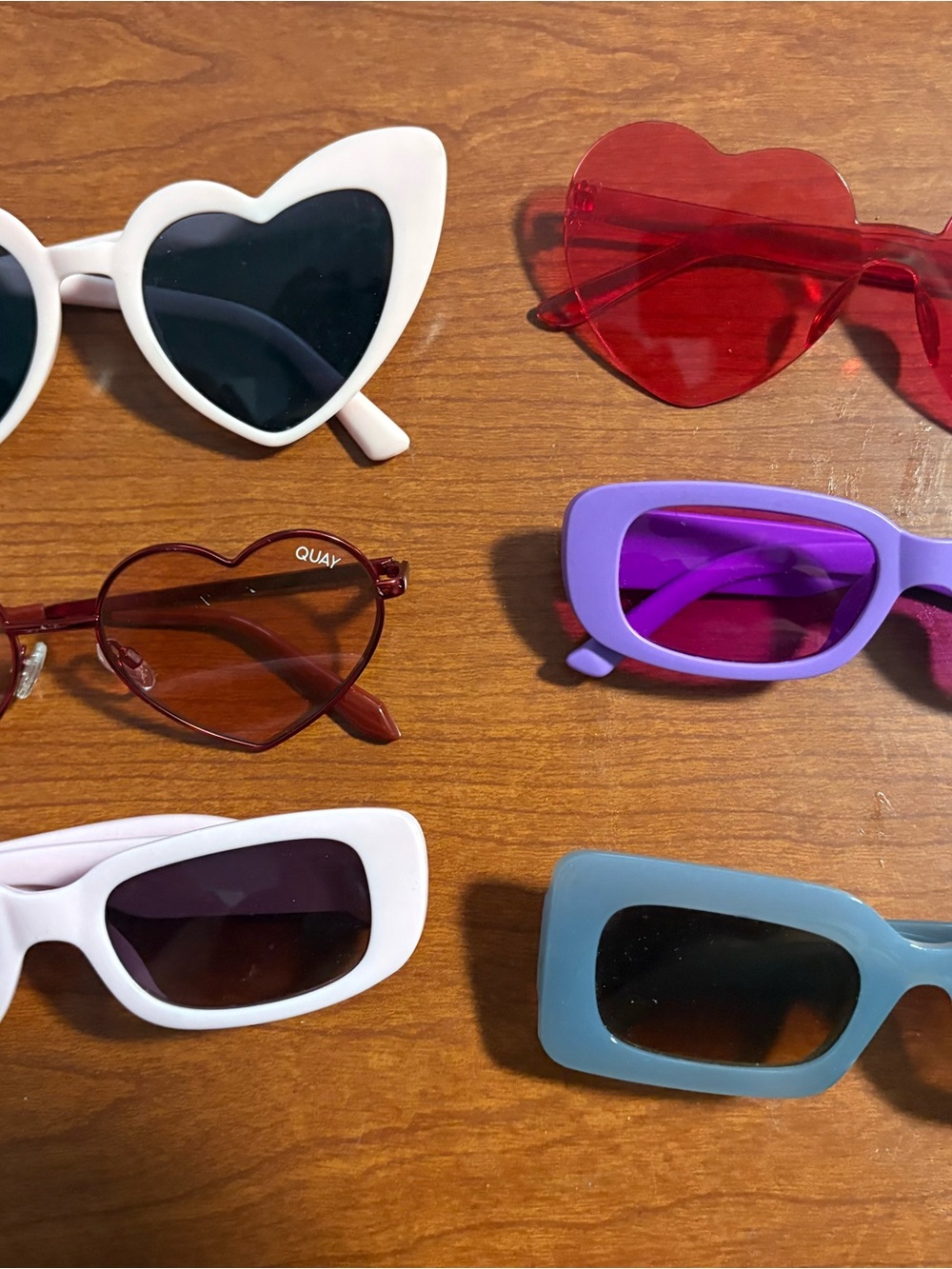 Quay Australia Kids Heart Sunglasses - Red Heart Lens - Picture 2 of 2